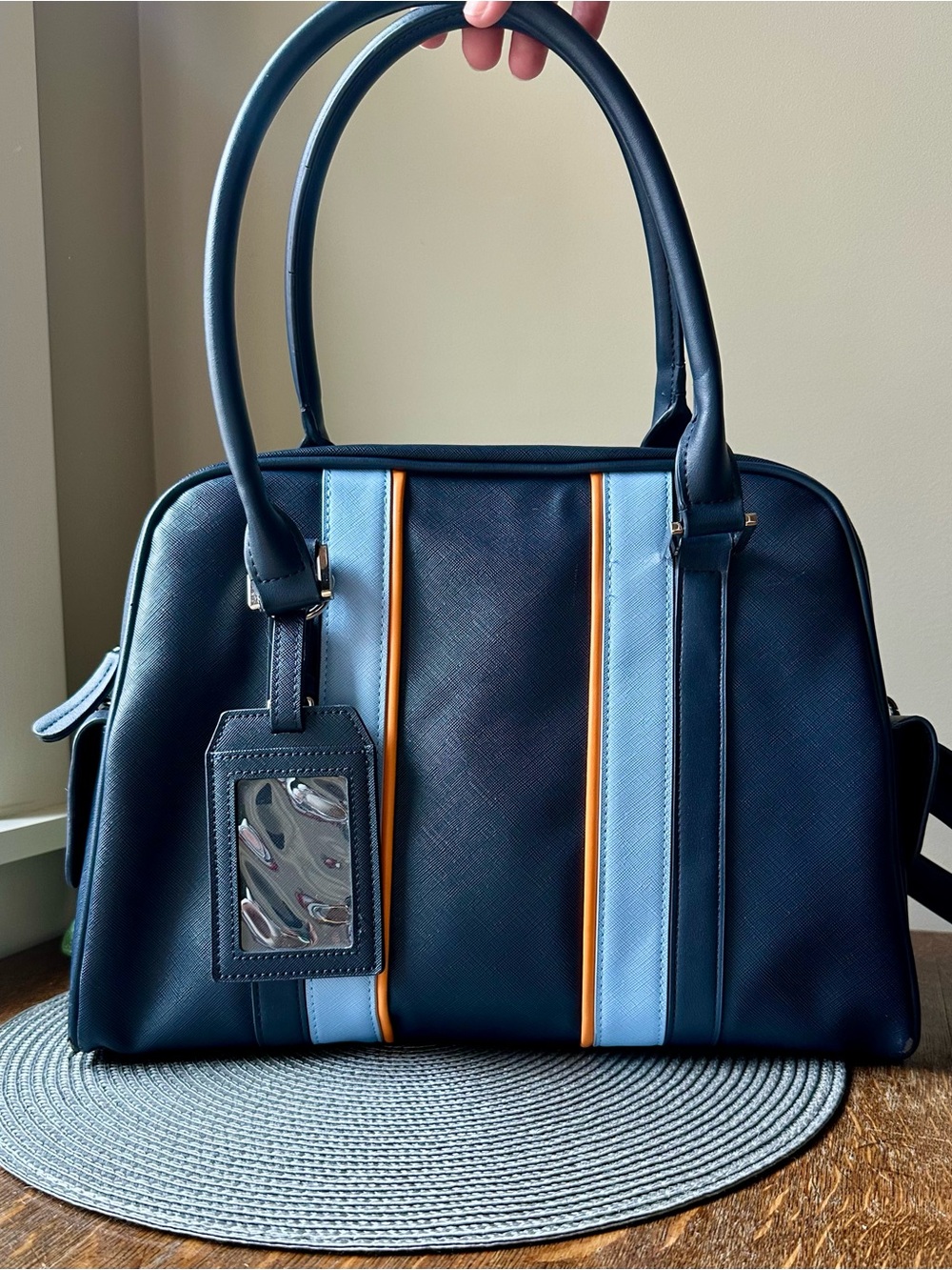 Porter Airlines Unisync Travel Retro Striped Bowling-Style Flight Bag with Pouch - Picture 3 of 15